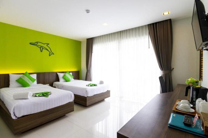 Dipantai Boutique Beach Resort Patong Exterior photo