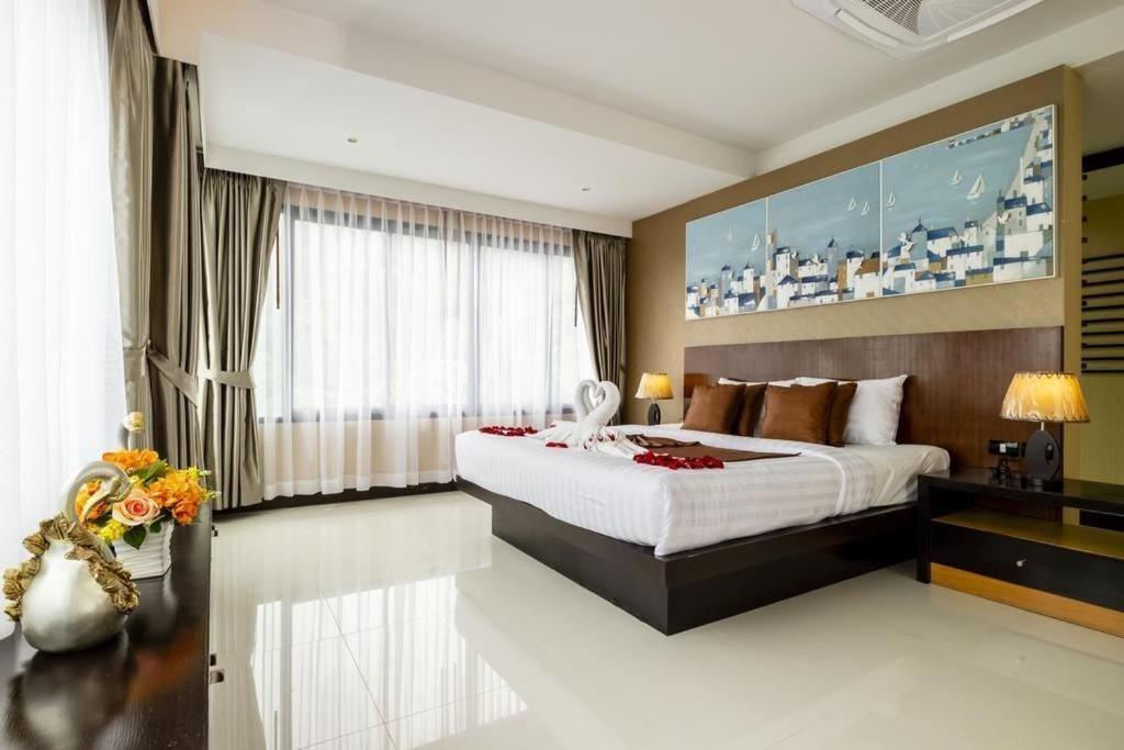 Dipantai Boutique Beach Resort Patong Exterior photo