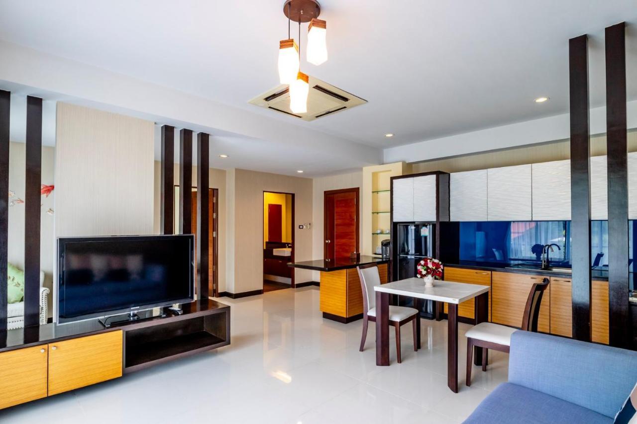 Dipantai Boutique Beach Resort Patong Exterior photo